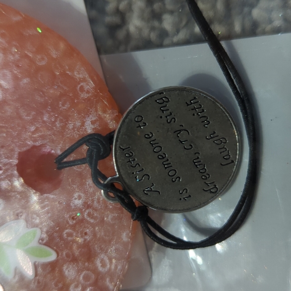 Apples and cinnamon car truck camper locker hamper closet air fresheners - Picture 4 of 10